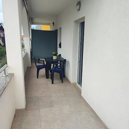 Apartman Luka Vodice Exterior photo