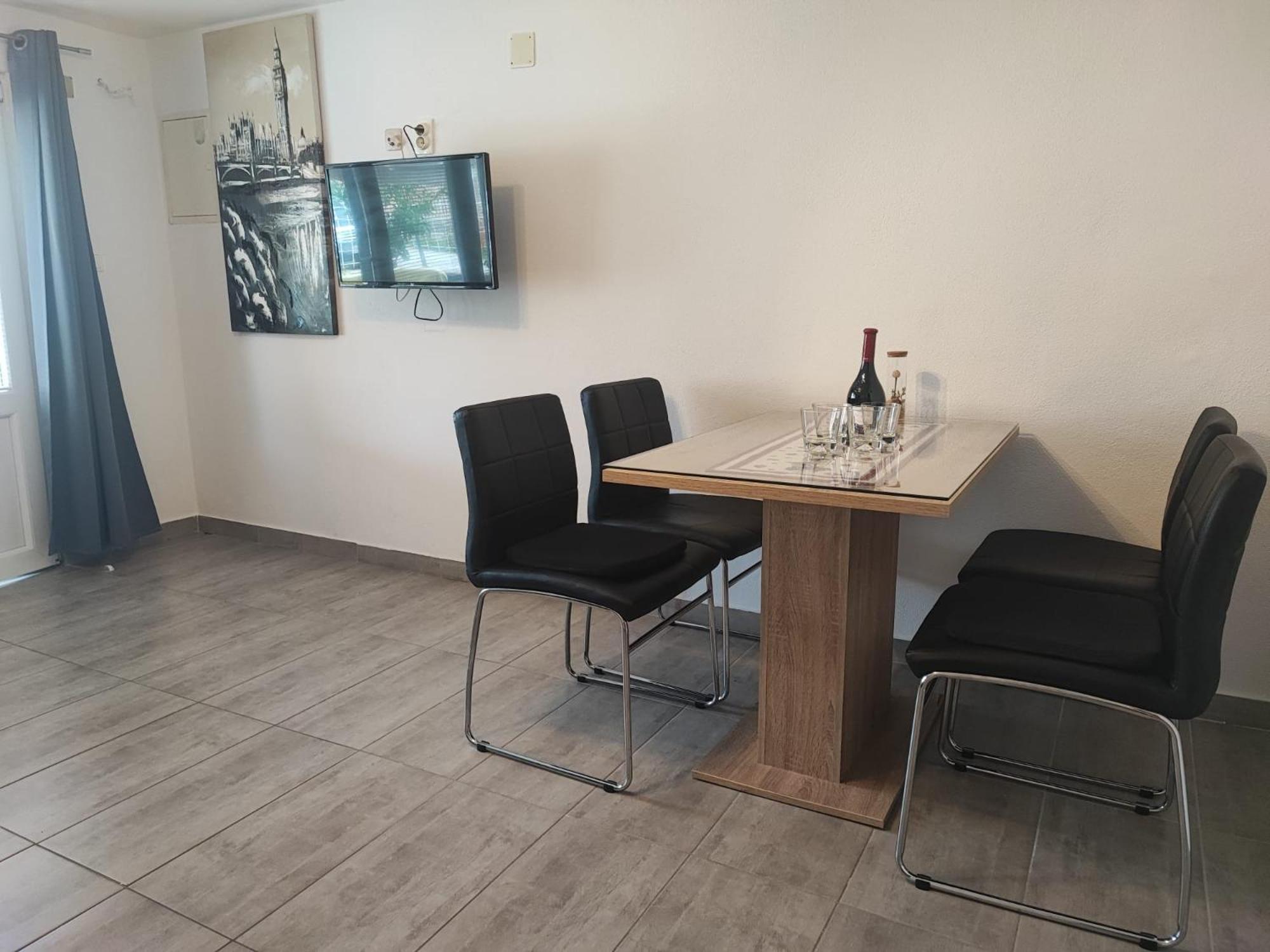 Luka Apartament