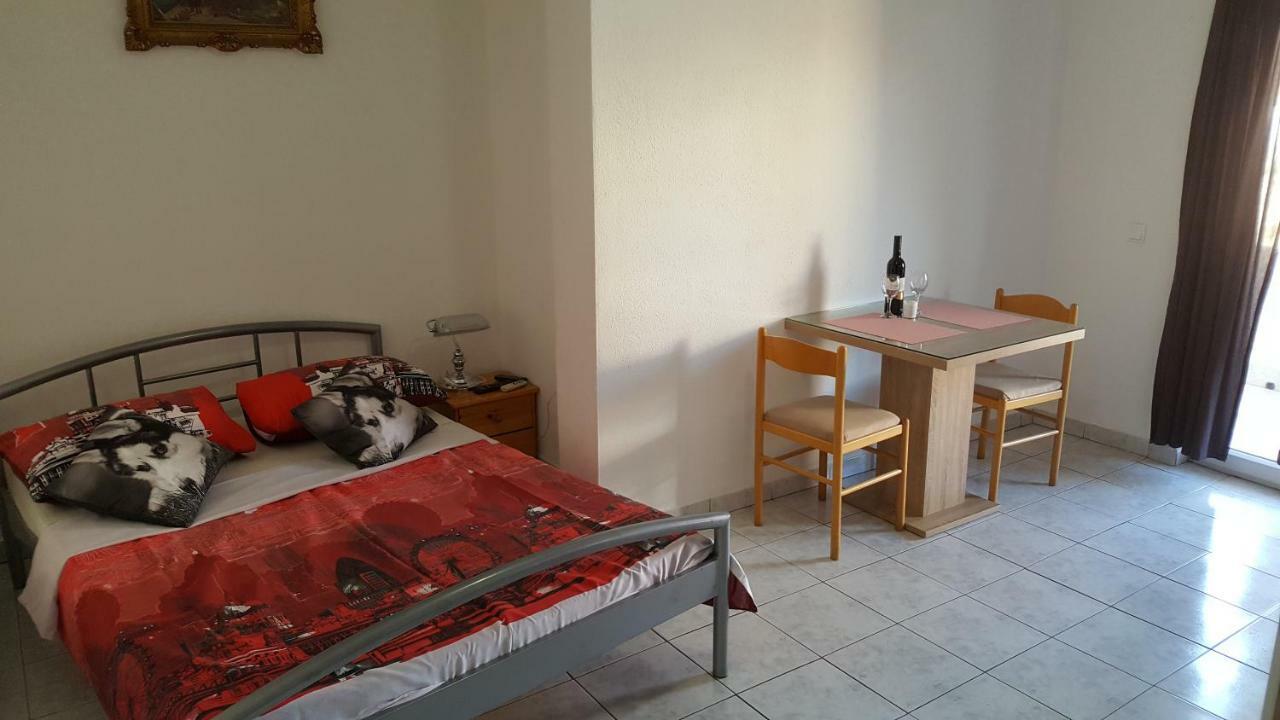 Apartament Luka *