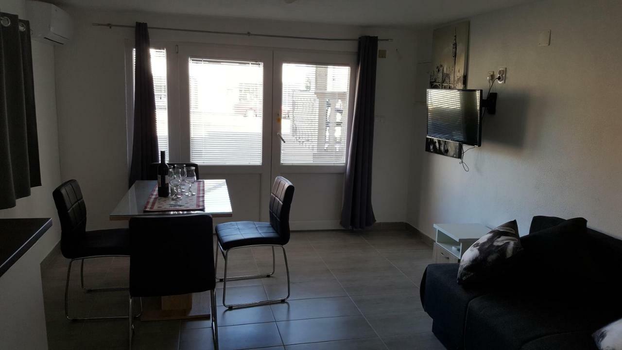 Luka Apartman