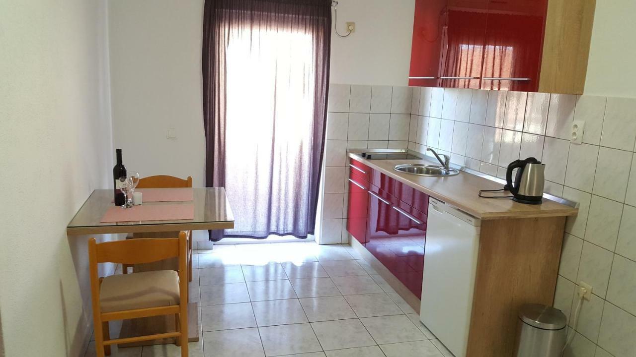 Luka Apartman *